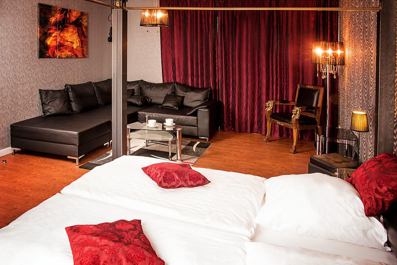 Hotel Sleepinn Volkspark (Adults Only) Hamburg Ngoại thất bức ảnh