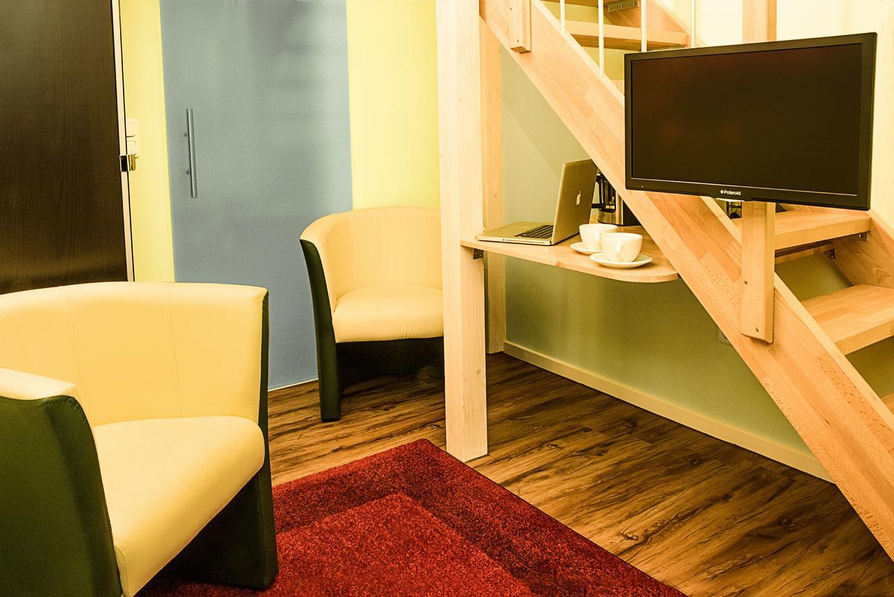 Hotel Sleepinn Volkspark (Adults Only) Hamburg Ngoại thất bức ảnh