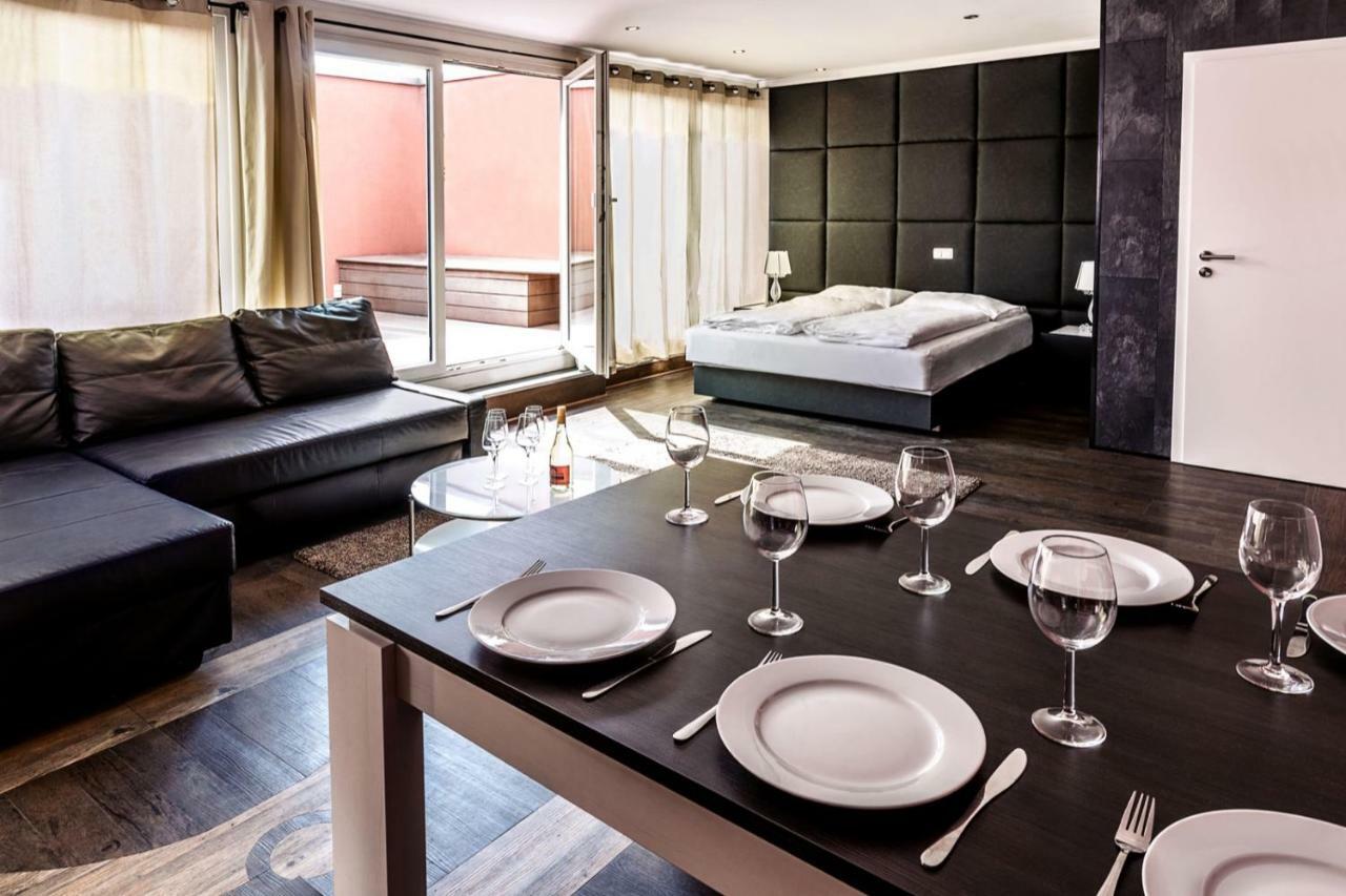 Hotel Sleepinn Volkspark (Adults Only) Hamburg Ngoại thất bức ảnh