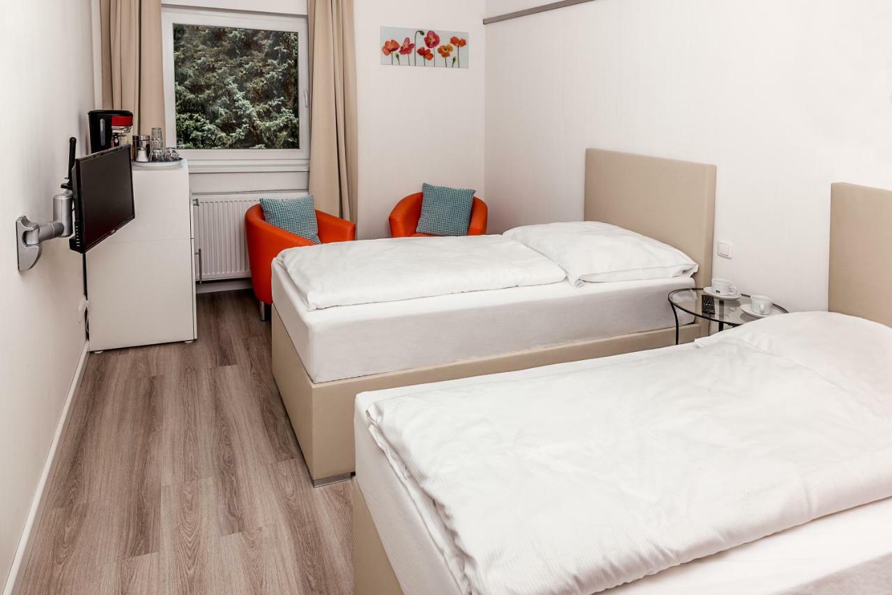 Hotel Sleepinn Volkspark (Adults Only) Hamburg Ngoại thất bức ảnh